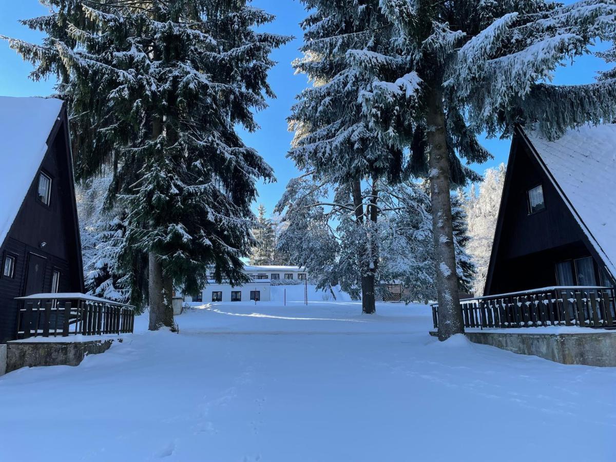 Hotel A Penzion Pegas Vlachovice Εξωτερικό φωτογραφία