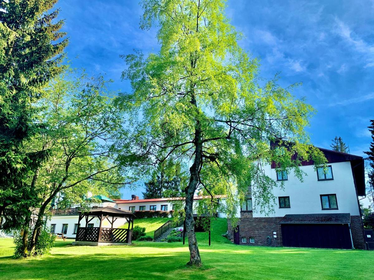 Hotel A Penzion Pegas Vlachovice Εξωτερικό φωτογραφία